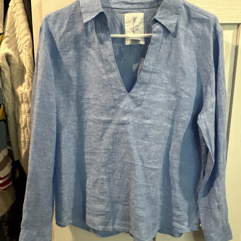 Light Blue Linen V-Neck Shirt